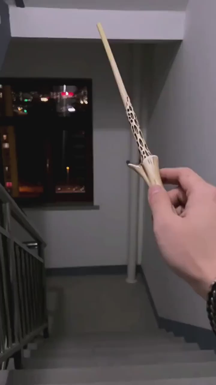 Magic Flame Wand – Real Fire Shooting Wizard Stick for Halloween, Christmas &amp; Party Tricks | Perfect Gift for Magicians, Cosplay &amp; TikTok Viral Videos
